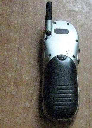 Телефон motorola v2288 8