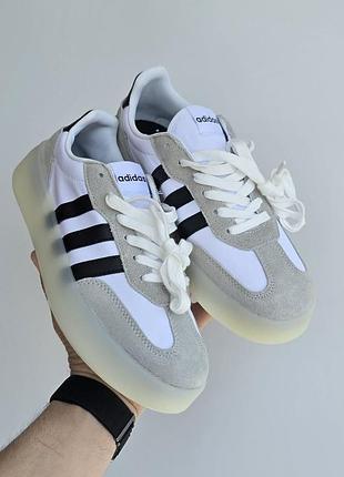 Adidas barreda decode 
• white / black •