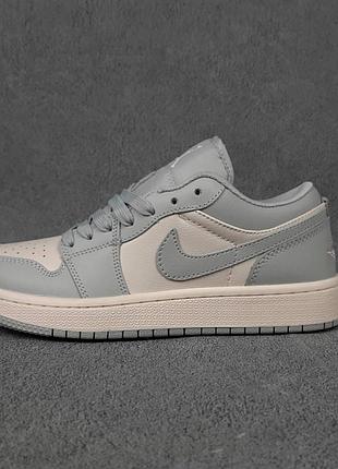 Nike air j0rdan 1 low unc 23 молочные с сероголубым