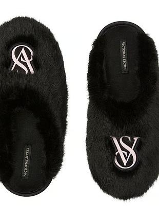 Тапки тапочки closed-toe faux fur slippers от victoria ́s secret