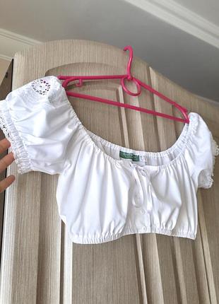 Белый короткий топ в баварском стиле countryline xs