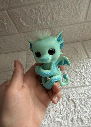 Інтерактивна іграшка-дракончик fingerlings від компанії wowwee