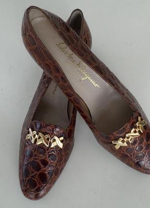 Туфли женские salvatore ferragamo, кожа крокодила.