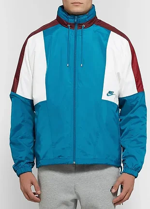 Спортивна куртка nike sportswear
