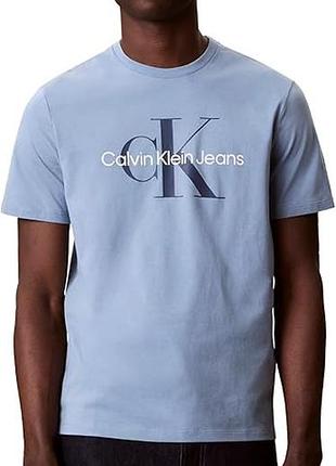 Мужская футболка с круглым вырезом и монограммой calvin klein p l