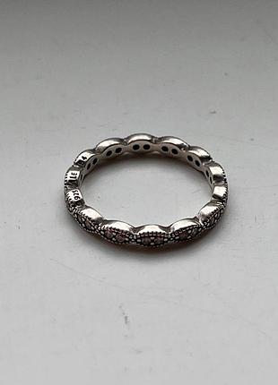Серебряное кольцо пандора р. 17 pandora мерцающие листья