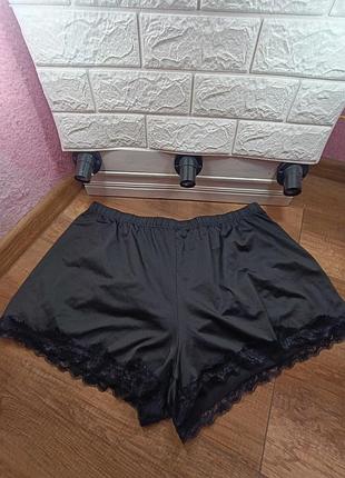 Шорты женские