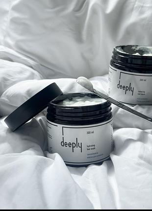 Зволожуюча маска deeply hydrating hair mask — цена 377 грн в каталоге Маски ✓ Купить товары для красоты и здоровья по доступной цене на Шафе | Украина #208752128
