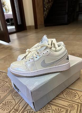 Nike air jordan 1 low se year of the snake