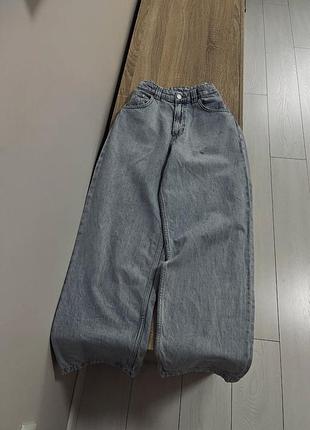 Джинси фасону wide leg