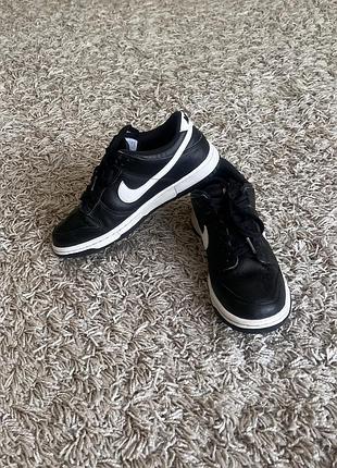 Стильні шкіряні кеди кросівки nike 39 розміру