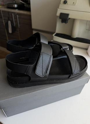 Шкіряні сандалі vagabond shoemakers erin 41 розмір
