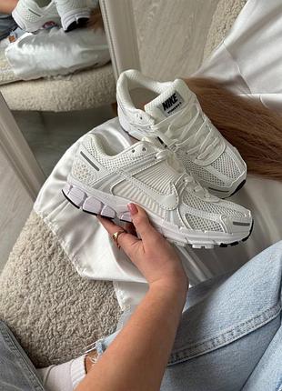 Nike vomero zoom 5 white
