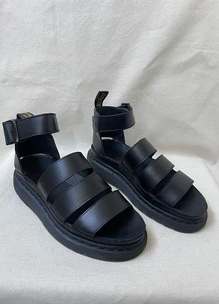 Босоніжки жіночі dr martens clarissa ii чорні шкіряні 39 розмір