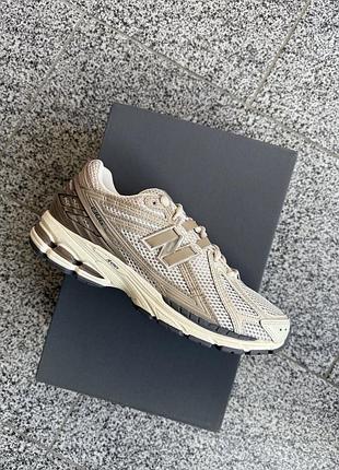 Оригінальні кросівки new balance 1906r