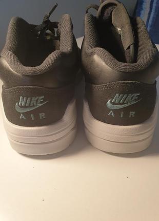 Кроссовки nike,42 7