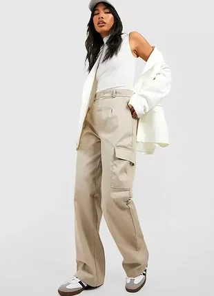 Брюки карго boohoo р.6
