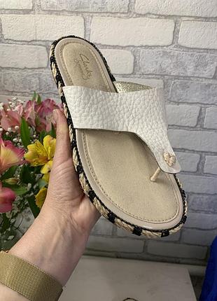 Сандалі вʼєтнамки