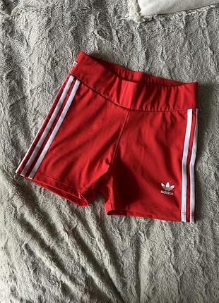 Шорти червоні adidas