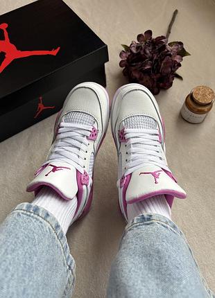 Jordan 4 whitepink