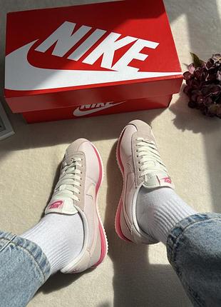Nike cortez pink