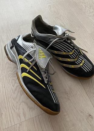 Кроссовки adidas 🔝💣