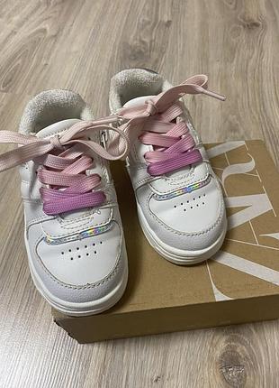 Кросівки для дівчинки zara 23 р