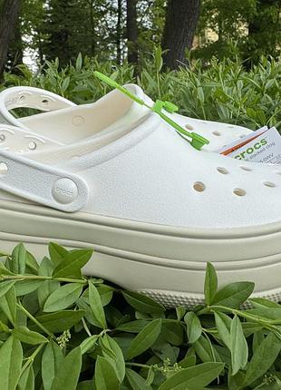 Crocs classic stacked clog