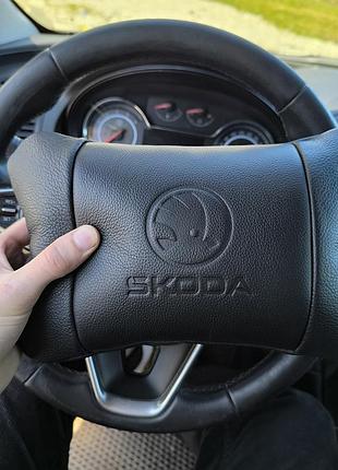 Подушка на підголівник в авто skoda шкода, декоративні подушки з логотипом, подушка для шиї для водія ux-85