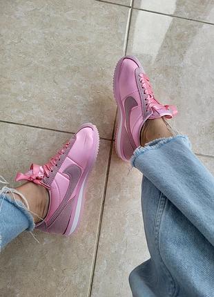 Nike cortez pink
