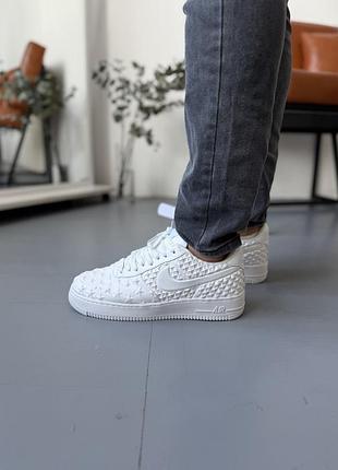 1 low independence day white