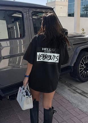 Футболка vetments hello чорна оверсайз ветмо