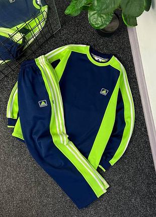 Спортивний костюм adidas