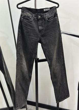 Прямі джинси zara 36