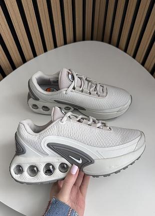 Женские кроссовки nike air max dn white grey найк белого с серым цветами