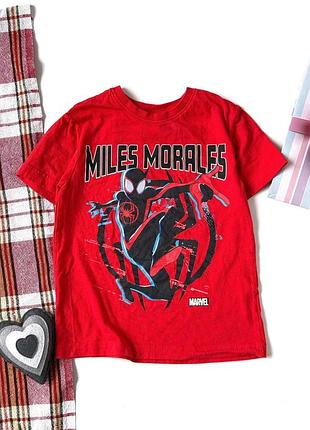 Футболка primark marvel 4-5 лет