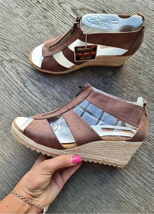 Босоножки на танкетке skechers us11-27.5 cm