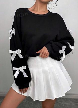 Свитшот черный,с белыми бантиками,флис, shein