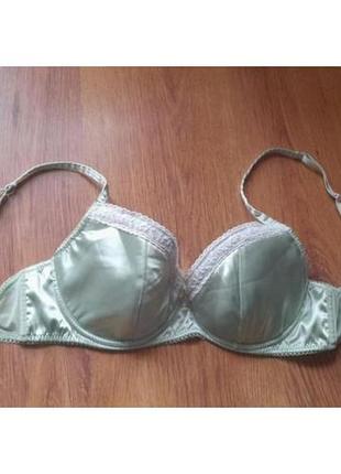 Бюстгальиер candias . p.80c