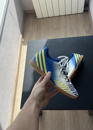Футзалки adidas