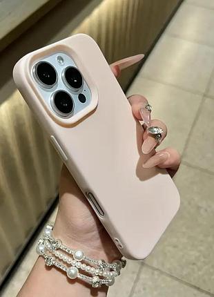 Чохли на iphone 16 pro