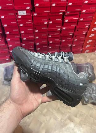 Кроссовки nike air max 95 grey