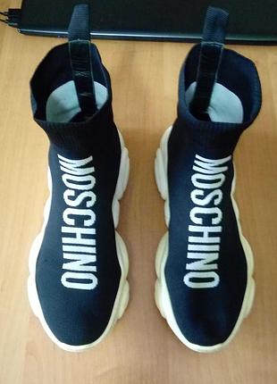 Легендарні moschino teddy original розмір 38 (устілка 24.5 см)