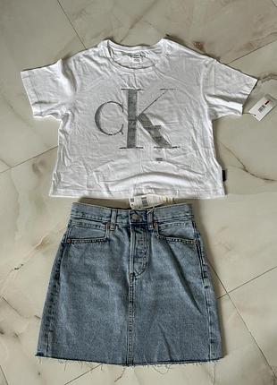 Нова футболка calvin klein xs