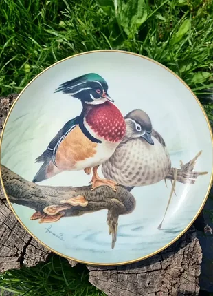 Колекційна тарілка "wood ducks in the july sun" ("каролінська качка в ілюських променях сонця").