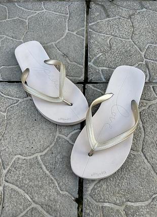 Шльопанці шлепки шлепанцы вьетнамки тапки flip flop 40-41p