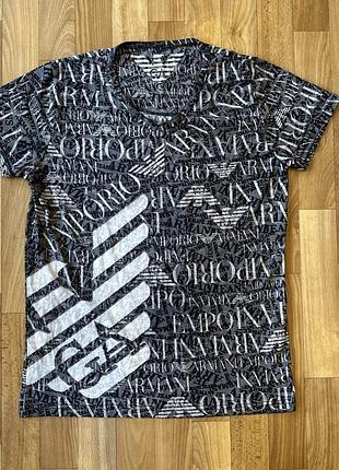 Emporio armani футболка чоловіча розміру с