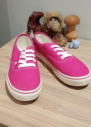 Кеды яркие