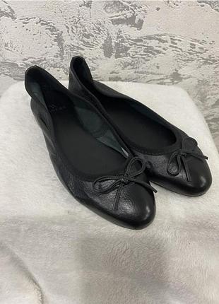 Продам кожаные балетки