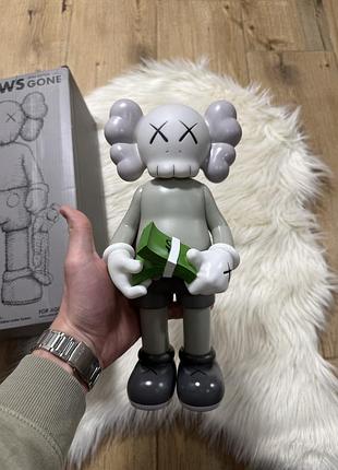 Фігурка kaws bearbrick cash | іграшка статуетка кавс бербік із грошима сірий